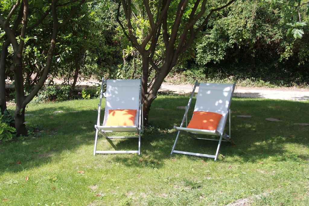 La Bousquatiere Bed & Breakfast Piolenc Екстериор снимка